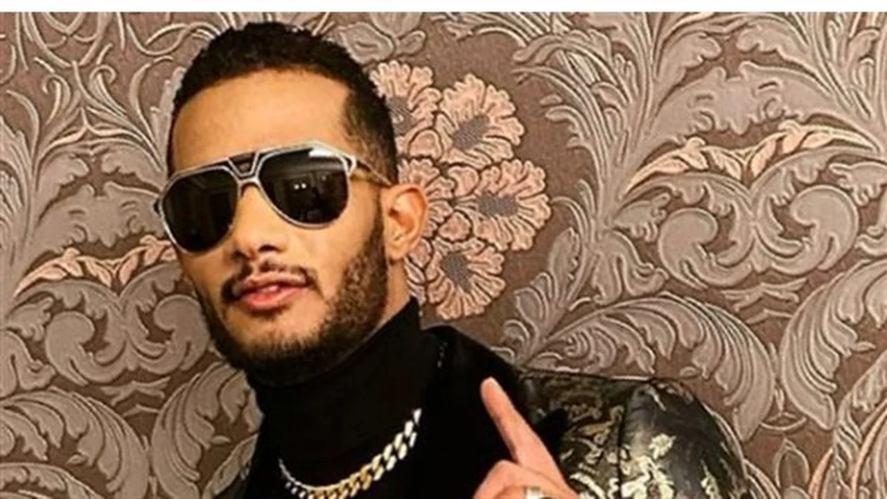 إطلالة غريبة.. نيو لوك محمد رمضان يسبق عرض فيلم أسد الجديد